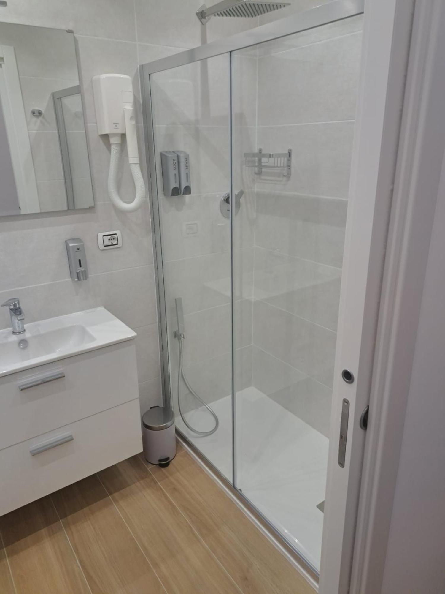 Rione Sanita House - Nobilta Apartment เนเปิลส์ ภายนอก รูปภาพ
